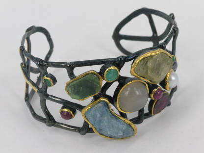 www.katerina-jewels.com